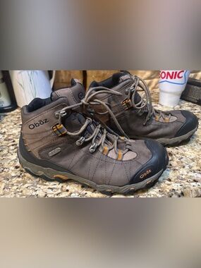 Oboz DRY Waterproof Mid Hiking Boots Men’s Size 9.5 Brown Leather Trail Boots